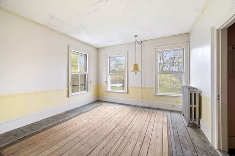 Bedroom - 327 East St, Hingham, MA 02043 photo 2 of 7