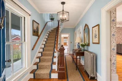 Entry Way - 327 East St, Hingham, MA 02043 photo 2 of 4