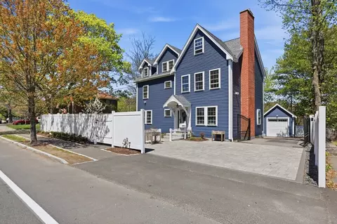 307 Cross St, Winchester, MA 01890