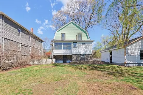 Exterior - 119 Hope Ave, Worcester, MA 01603 photo 6 of 14