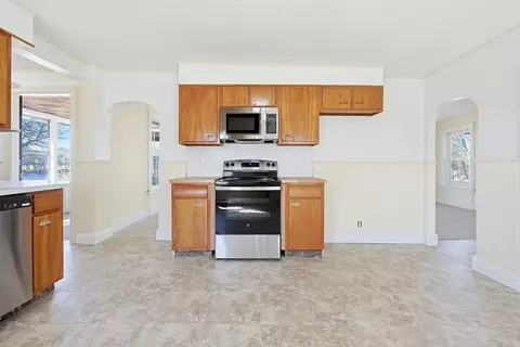 Kitchen - 119 Hope Ave, Worcester, MA 01603 photo 1 of 4
