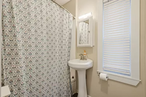 Bath - 64 Parker St, Maynard, MA 01754 photo 2 of 2