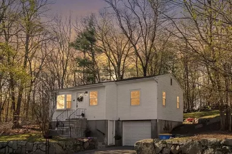41 Maple St, Randolph, MA 02368