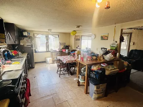 19 Oakdale St, Wareham, MA 02571 photo 4