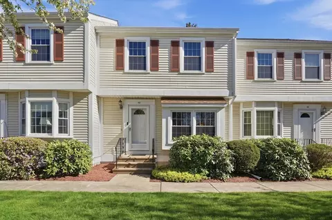 702 Heritage Ln #702, Auburn, MA 01501