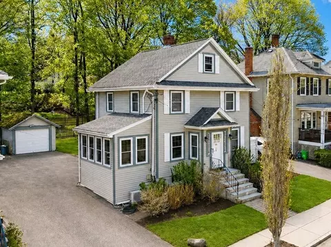 36 Martin St, West Roxbury, MA 02132