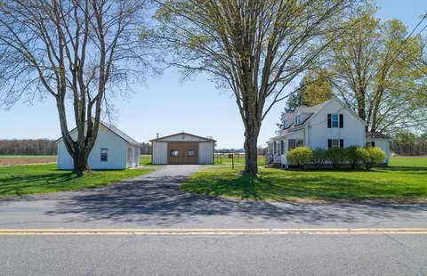 45 Comins Rd, Hadley, MA 01035 photo 2