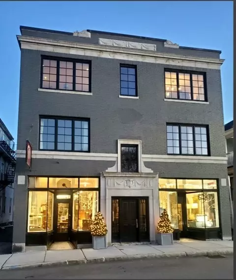 148 Huron, Cambridge, MA 02138
