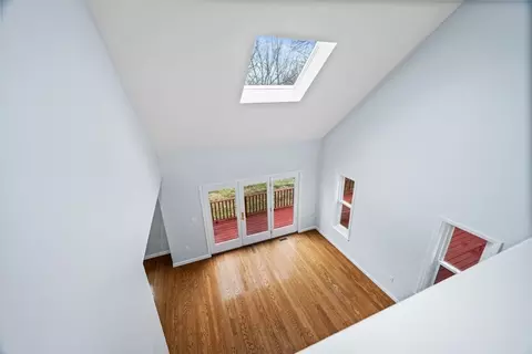 Living - 20 Blacksmith Way, Saugus, MA 01906 photo 8 of 8