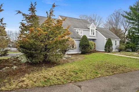 Exterior - 20 Blacksmith Way, Saugus, MA 01906 photo 9 of 9