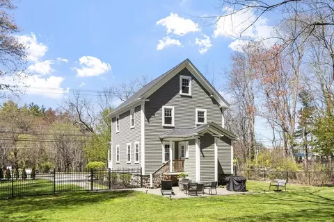 Exterior - 203 Main St, Acton, MA 01720 photo 6 of 13