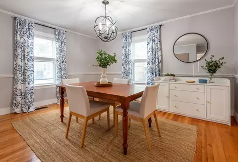 6 Arthur St, Gloucester, MA 01930