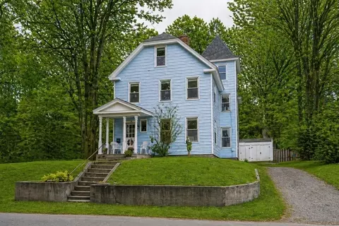 182 Cottage St, Athol, MA 01331
