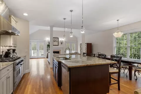 228 Devonshire Way, Lancaster, MA 01523 photo 5