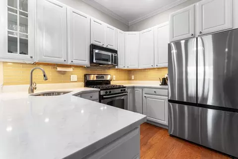 655 E 2nd #102, Boston, MA 02127 photo 2