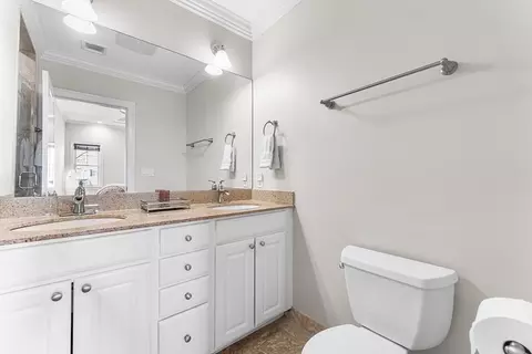 655 E 2nd #102, Boston, MA 02127 photo 13