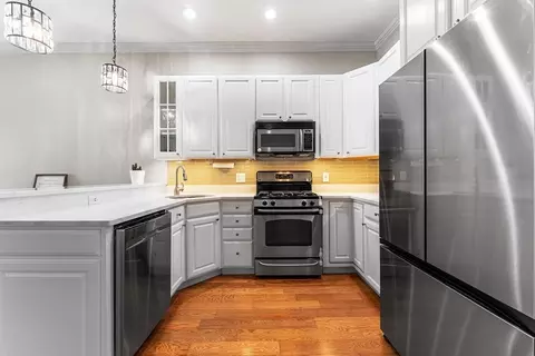 655 E 2nd #102, Boston, MA 02127 photo 3