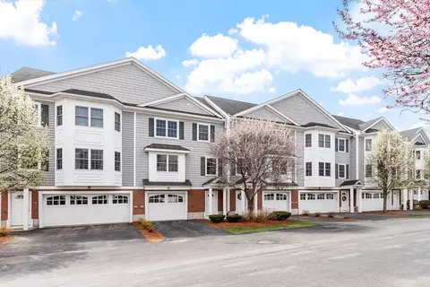 1975 Middlesex St #33, Lowell, MA 01851