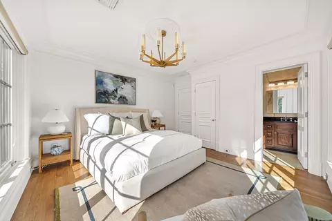 Bedroom - 48 Marshall Rd, Wellesley, MA 02482 photo 1 of 7