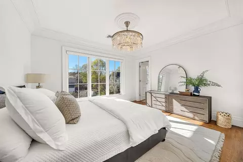 Bedroom - 48 Marshall Rd, Wellesley, MA 02482 photo 3 of 7
