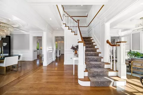 Entry Way - 48 Marshall Rd, Wellesley, MA 02482 photo 1 of 5