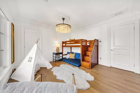 Bedroom - 48 Marshall Rd, Wellesley, MA 02482 photo 4 of 7