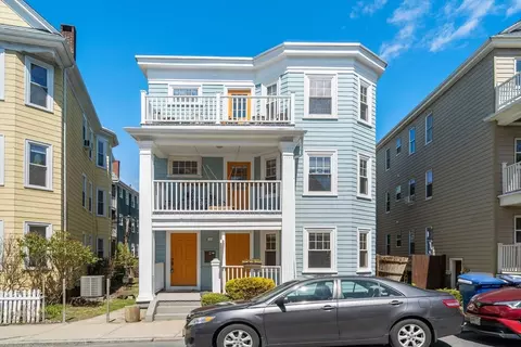 16 Woodlawn St #1, Boston, MA 02130