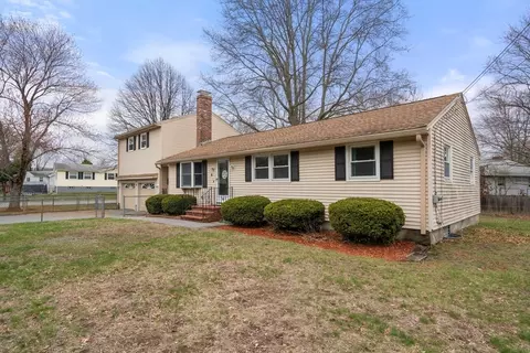 6 Broadview Rd, Lowell, MA 01852 photo 3