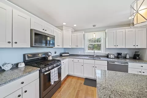 Kitchen - 150 E High St, Avon, MA 02322 photo 2 of 3