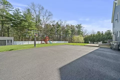 Exterior - 150 E High St, Avon, MA 02322 photo 5 of 6