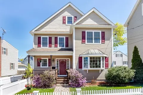 36 Orange St, Roslindale, MA 02131