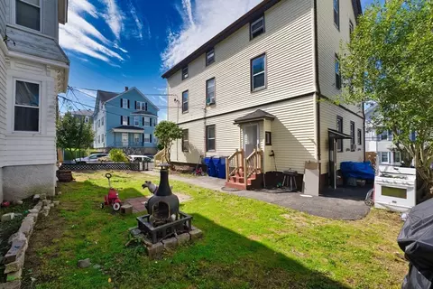 4 Oliver St, Fall River, MA 02724 photo 9