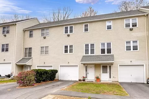 27 Towle Dr #27, Holden, MA 01520