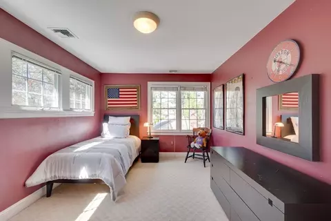 Bedroom - 89 Green St, Needham, MA 02492 photo 3 of 6