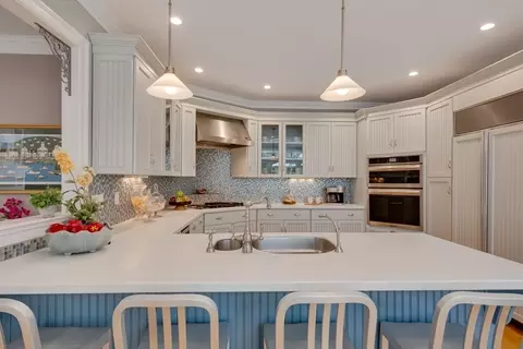 Kitchen - 89 Green St, Needham, MA 02492 photo 2 of 5