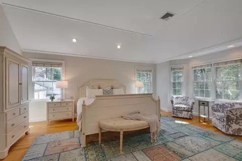 Bedroom - 89 Green St, Needham, MA 02492 photo 2 of 6
