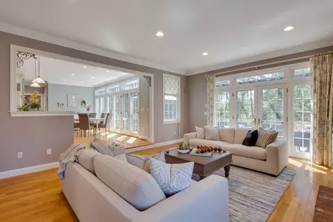 Living - 89 Green St, Needham, MA 02492 photo 4 of 9