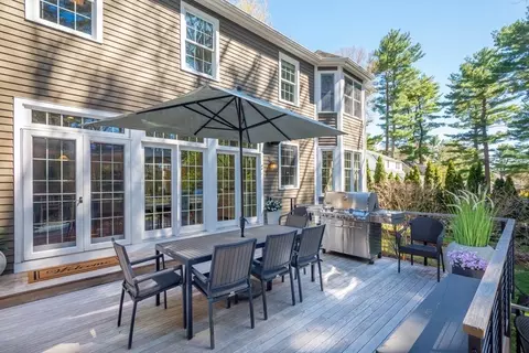 Exterior - 89 Green St, Needham, MA 02492 photo 3 of 10