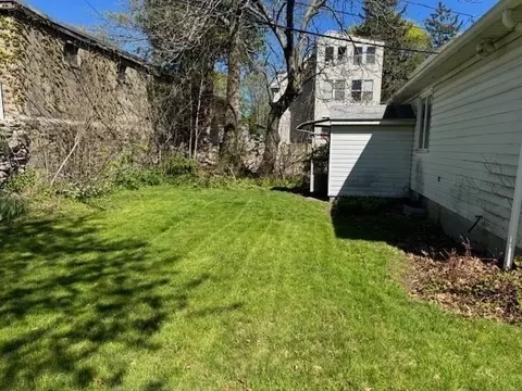 79 Chilmark St, Worcester, MA 01604 photo 4