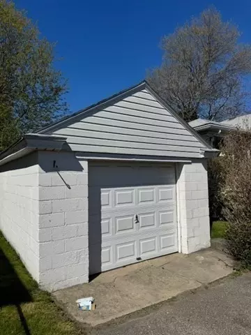 79 Chilmark St, Worcester, MA 01604 photo 3