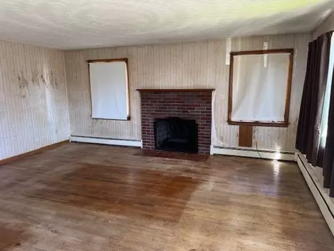 79 Chilmark St, Worcester, MA 01604 photo 10