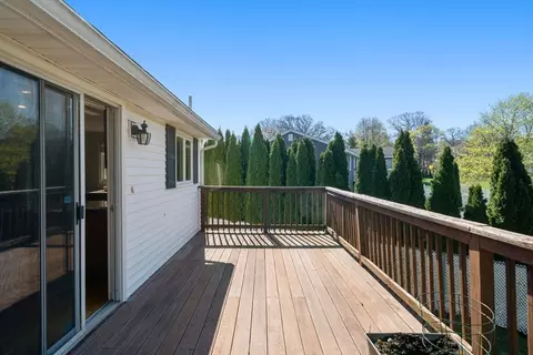 126 Hanscom Ave, Reading, MA 01867 photo 24
