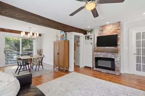 28 Village St #2, Marblehead, MA 01945