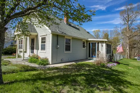 20 Cottage Ln, Templeton, MA 01468