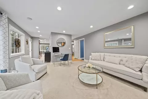 Living - 30 Mallard Dr, Sharon, MA 02067 photo 4 of 5
