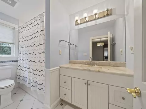 Bath - 30 Mallard Dr, Sharon, MA 02067 photo 3 of 3