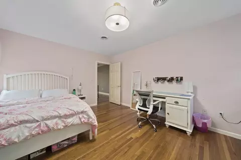 Bedroom - 30 Mallard Dr, Sharon, MA 02067 photo 5 of 8