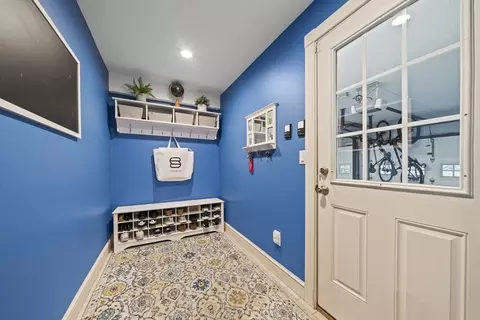 Entry Way - 30 Mallard Dr, Sharon, MA 02067 photo 2 of 2