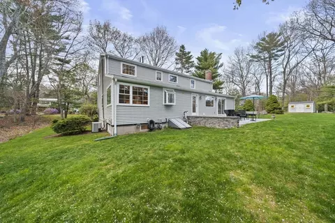 Exterior - 30 Mallard Dr, Sharon, MA 02067 photo 4 of 6
