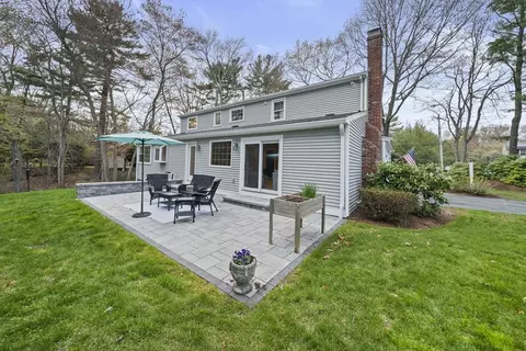 Exterior - 30 Mallard Dr, Sharon, MA 02067 photo 3 of 6